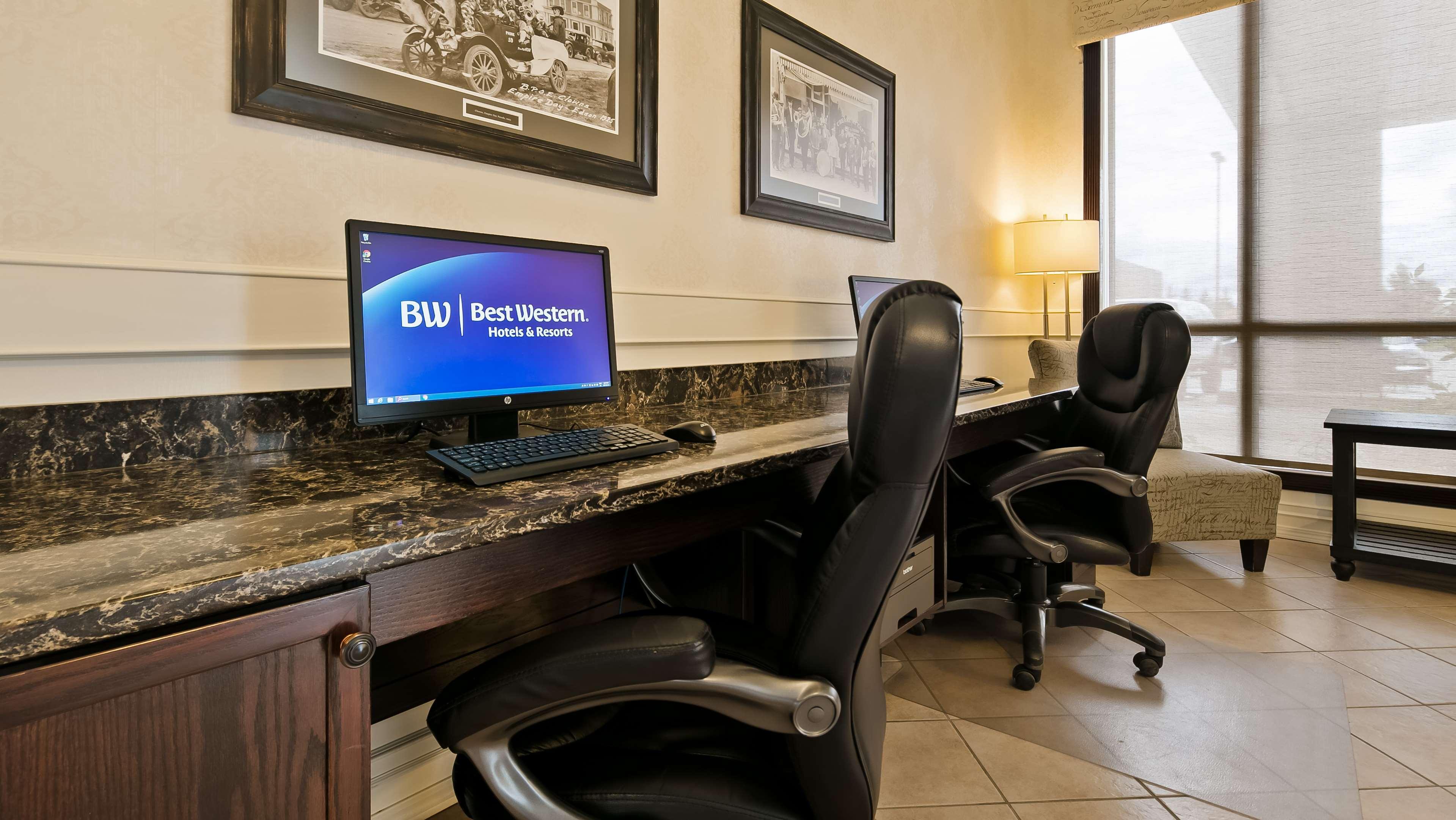 Best Western High Road Inn Edson Esterno foto