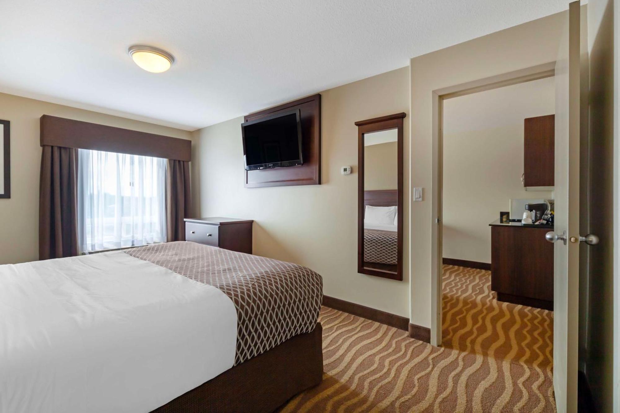 Best Western High Road Inn Edson Esterno foto